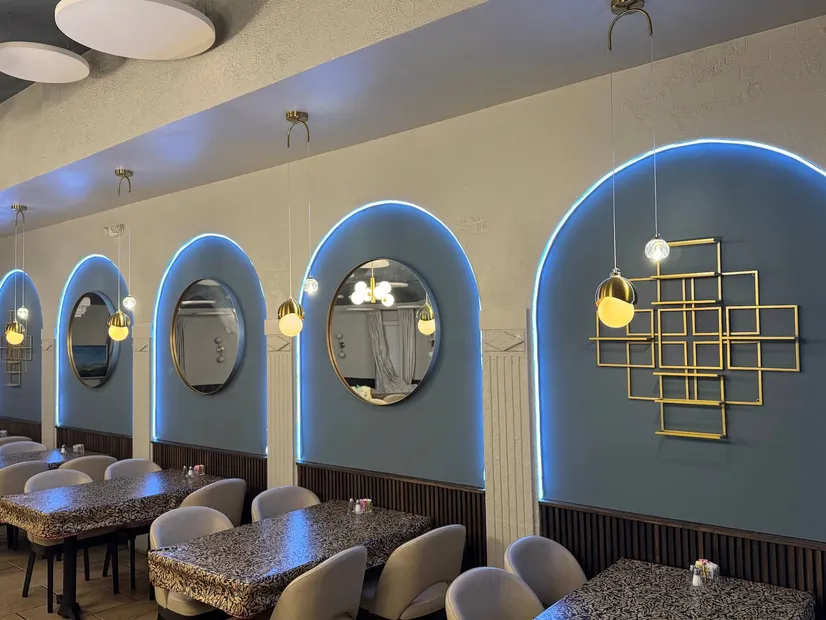 Curved Shape Fabric Upholstery Wall