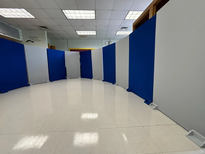 Free-Standing Partitions